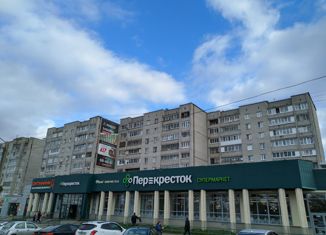 Продам 2-ком. квартиру, 56.7 м2, Ярославль, Московский проспект, 125, район Суздалка