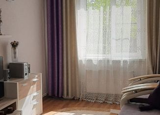 Продается 1-комнатная квартира, 41 м2, станица Северская, Советская улица, 36к1