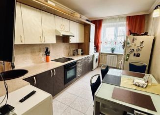 Продаю 4-комнатную квартиру, 90 м2, Ставрополь, улица Доваторцев, 44/2, микрорайон № 28