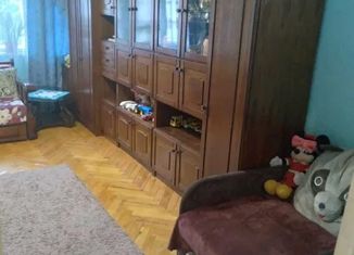 Продажа двухкомнатной квартиры, 43 м2, Москва, Гвардейская улица, 8, станция Рабочий Посёлок