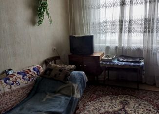 Продажа 2-комнатной квартиры, 43.8 м2, Волгоград, улица 50 лет Октября, 17, Красноармейский район