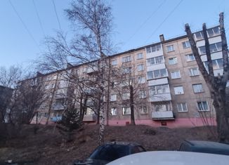 Продажа двухкомнатной квартиры, 47.3 м2, Иркутск, бульвар Рябикова, 24