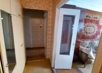 Продажа двухкомнатной квартиры, 50.5 м2, Крымск, улица Ленина, 203