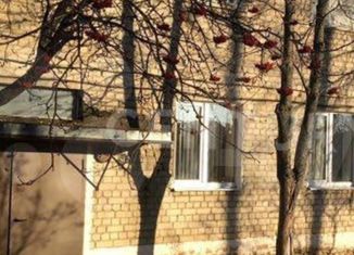 Продаю трехкомнатную квартиру, 51 м2, посёлок Дружба, посёлок Дружба, 4