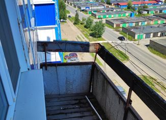 Продам 3-ком. квартиру, 63.7 м2, Стрежевой, 4-й микрорайон, 425