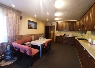 3-комнатная квартира на продажу, 230.3 м2, Тверь, улица Фадеева, 6А