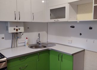 Продам двухкомнатную квартиру, 42 м2, Киров, улица Ленина, 6