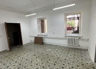 Продаю двухкомнатную квартиру, 51 м2, Симферополь, Красногвардейская улица, 17, Железнодорожный район