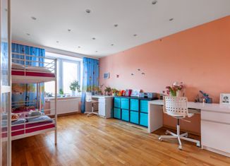 Продаю 3-комнатную квартиру, 73.6 м2, Санкт-Петербург, проспект КИМа, 4А, проспект КИМа