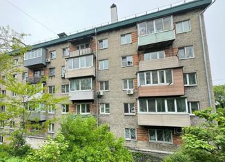 Продаю 2-ком. квартиру, 43.4 м2, Владивосток, Тополевая улица, 46