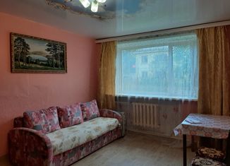 Аренда двухкомнатной квартиры, 40 м2, Александров, улица Радио, 15