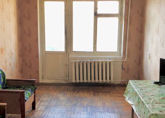 2-комнатная квартира на продажу, 56.2 м2, поселок Запорожское, Советская улица, 13