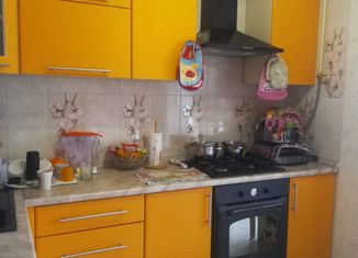 Продам 2-ком. квартиру, 55 м2, поселок Верхнетемерницкий, улица Плутона, 11