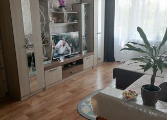 Продаю двухкомнатную квартиру, 46.3 м2, Новгородская область, улица Алексеева, 9