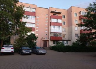 Продам четырехкомнатную квартиру, 90.7 м2, Зеленоградск, улица Лермонтова, 16