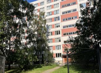 Продам 3-ком. квартиру, 59.3 м2, Санкт-Петербург, метро Международная, Пражская улица, 7к1