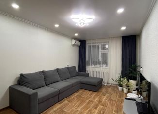 Продаю 2-ком. квартиру, 63 м2, Янаул, улица Победы, 99