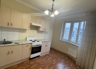 Продаю 1-комнатную квартиру, 37.7 м2, село Немчиновка, улица Связистов, 7