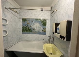 Продаю 3-комнатную квартиру, 69 м2, Иркутск, улица Лермонтова, 59