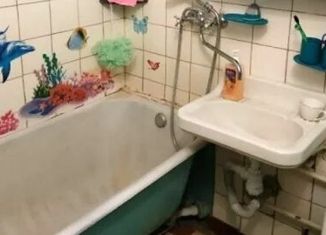 Продажа 1-комнатной квартиры, 36 м2, Салехард, улица Губкина, 2А