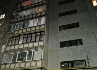 Продаю 4-комнатную квартиру, 72.8 м2, Новотроицк, Уральская улица, 32