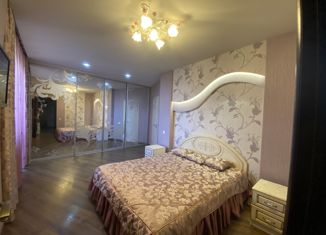 Продаю трехкомнатную квартиру, 117 м2, Подольск, Ленинградская улица, 11