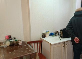Продам однокомнатную квартиру, 30 м2, Владикавказ, Иристонский муниципальный округ, улица Революции, 33