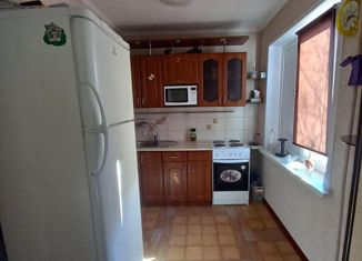 Продам 5-комнатную квартиру, 92 м2, Черногорск, улица Калинина, 19А