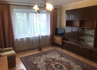 Сдается 1-комнатная квартира, 37.5 м2, Калининград, улица Олега Кошевого, 3