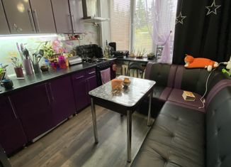 Продаю 3-комнатную квартиру, 61.9 м2, посёлок Мыза-Ивановка, Шоссейная улица, 32