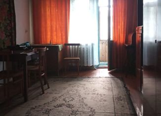 Сдам в аренду двухкомнатную квартиру, 46 м2, Кемеровская область, Рекордная улица, 3