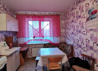 3-комнатная квартира в аренду, 81 м2, Саратовская область, улица имени Ф.А. Блинова, 2