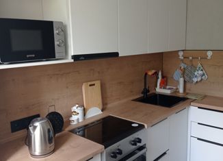 Продается 2-ком. квартира, 53.5 м2, Барнаул, улица Попова, 37, Ленинский район