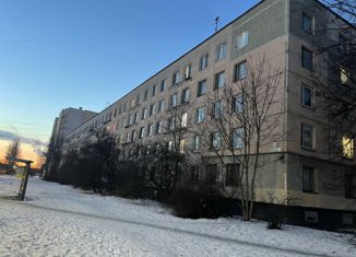 3-ком. квартира на продажу, 42.2 м2, Санкт-Петербург, улица Бурцева, 4, муниципальный округ Ульянка