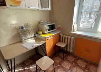 Продажа трехкомнатной квартиры, 54.1 м2, Кировская область, Комсомольская улица, 47
