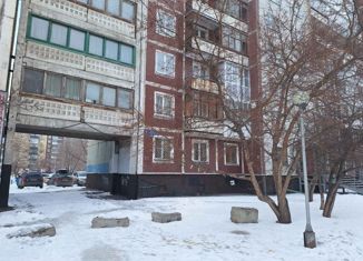 Продам 3-комнатную квартиру, 65 м2, Кемеровская область, улица Тольятти, 56