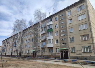 Трехкомнатная квартира на продажу, 58.4 м2, Новосибирская область, Микрорайон, 20