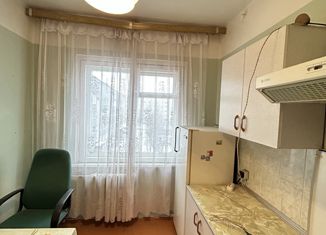 3-комнатная квартира на продажу, 60.8 м2, Апатиты, улица Дзержинского, 51