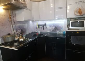 Продается 2-комнатная квартира, 46 м2, Саратов, улица имени В.И. Чапаева, 167В