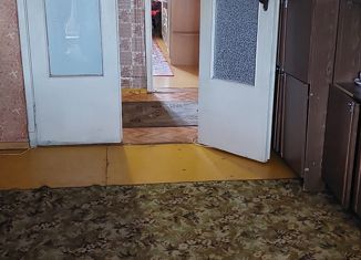 Продается трехкомнатная квартира, 65 м2, Щёкино, улица Ремонтников, 4А