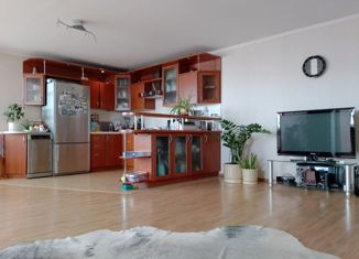 Продам четырехкомнатную квартиру, 189 м2, Самарская область, улица Маршала Жукова, 3В