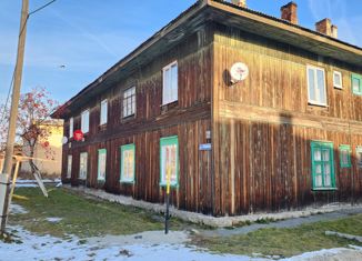 Продажа 2-ком. квартиры, 59.9 м2, Артёмовский, улица Пешкова, 32