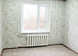 Продаю 2-ком. квартиру, 52.1 м2, Шахты, Азовская улица, 21А