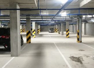 Сдается машиноместо, 14 м2, Верхняя Пышма, улица Александра Козицына, 7