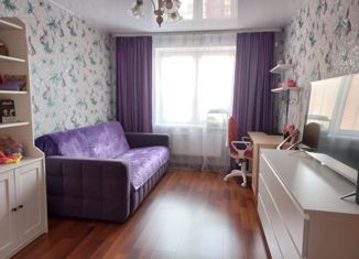 Продажа 2-ком. квартиры, 59.6 м2, Ревда, улица Максима Горького, 54