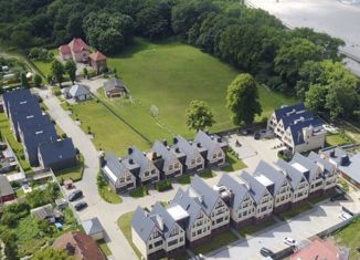 Продаю таунхаус, 260.2 м2, посёлок городского типа Янтарный, Советская улица, 40Г