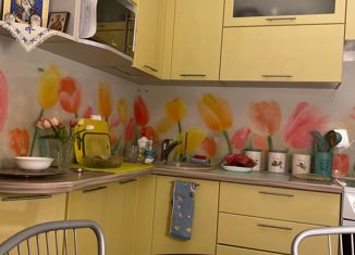 Продам 1-ком. квартиру, 39.2 м2, Санкт-Петербург, Камышовая улица, 6к1, метро Комендантский проспект