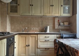 Продается трехкомнатная квартира, 52 м2, Москва, улица Старый Гай, 4к2, улица Старый Гай