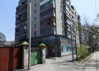 Продам трехкомнатную квартиру, 65 м2, Ростов-на-Дону, улица 28-я Линия, 13, Пролетарский район