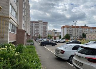 Продаю 1-ком. квартиру, 36 м2, Йошкар-Ола, улица Прохорова, 46, микрорайон 9В